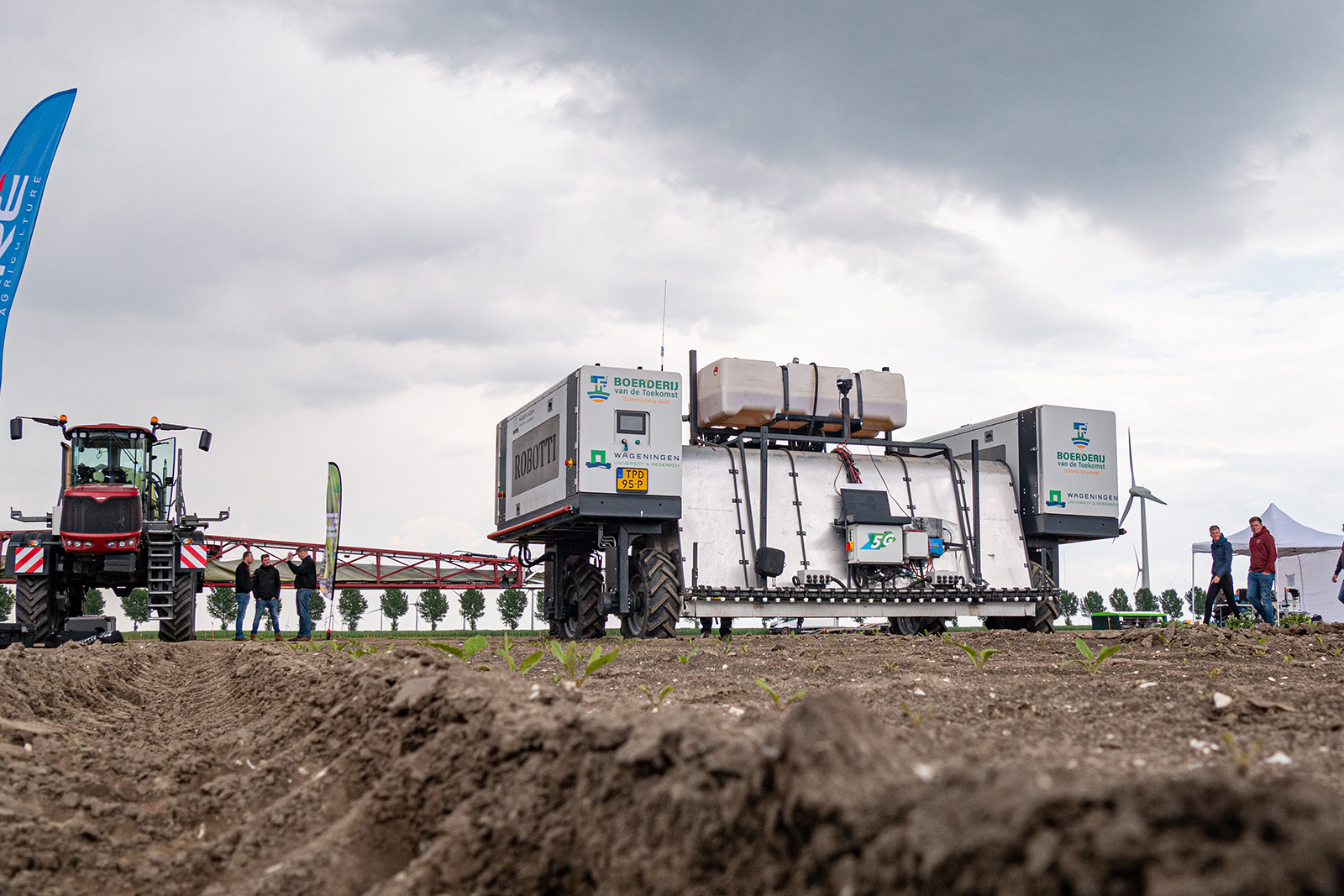 Robot voor bestrijding aardappelopslag. - Foto: Theo Galama